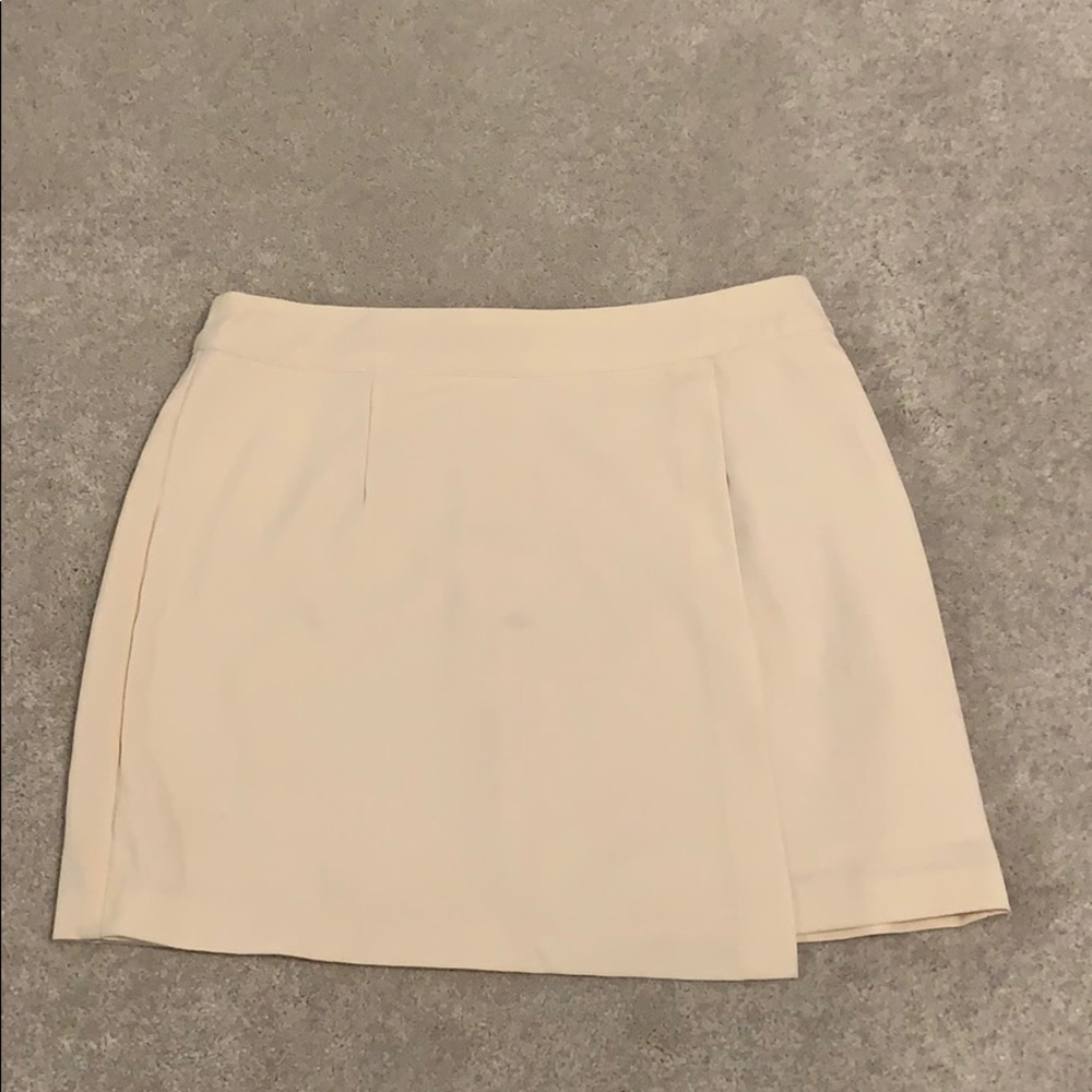 Cream miniskirt from forever21